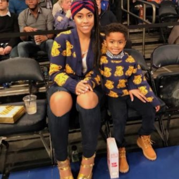 gucci sweater with green bear